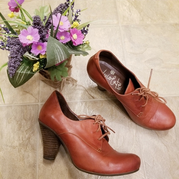 Chocolate Negro Shoes - Picture 1 of 6